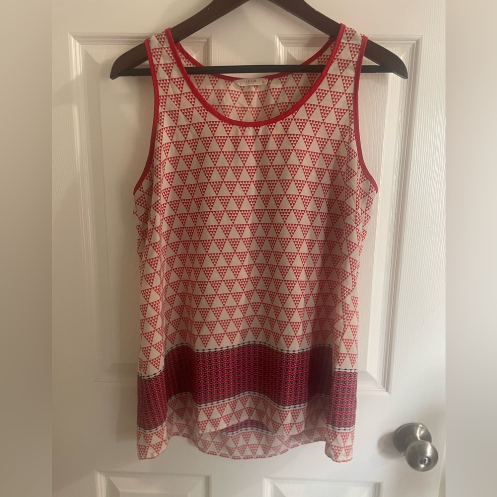 Le Lis Red and White Triangle Pattern Tank Top Size M